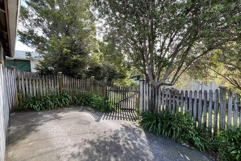 Photo of property in 157 Don Buck Road, Massey, Auckland, 0614