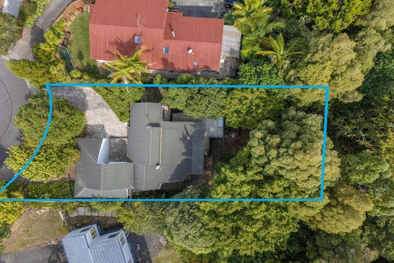 Photo of property in 7 Emery Grove, Bayview, Auckland, 0629