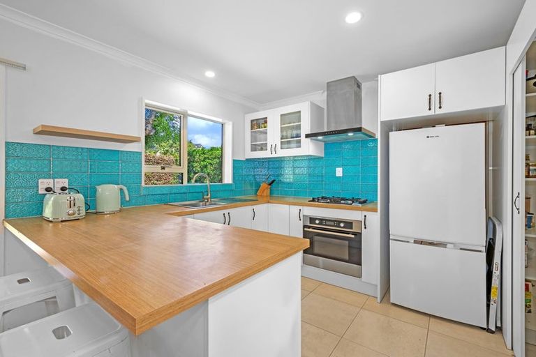 Photo of property in 1/3 Centaurus Road, Cashmere, Christchurch, 8022