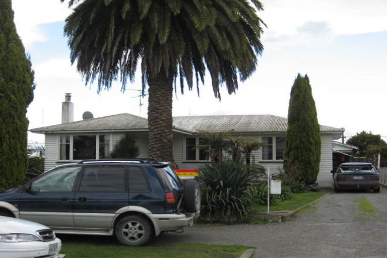 Photo of property in 79 River Road, Masterton, 5810