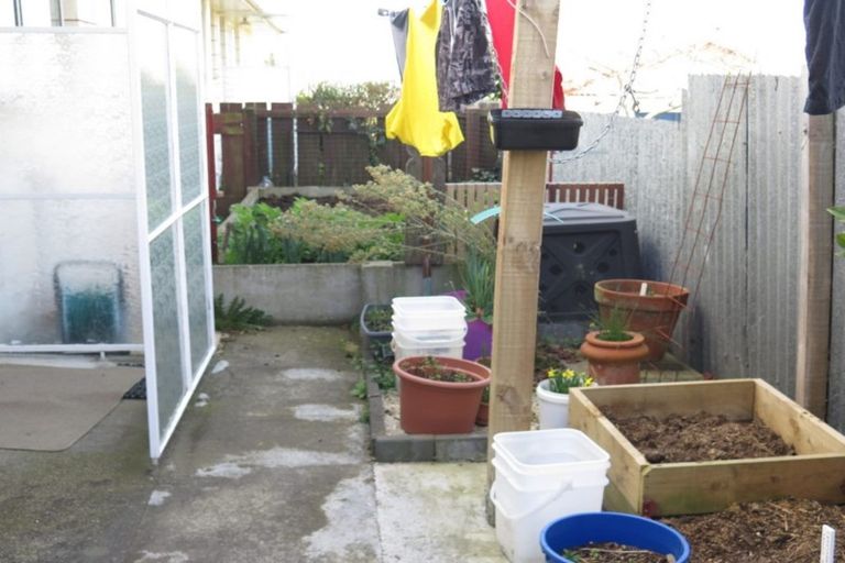 Photo of property in 2/39 Gleniti Road, Gleniti, Timaru, 7910