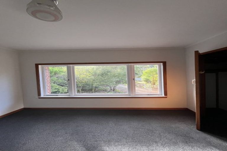 Photo of property in 368 Henderson Valley Road, Henderson Valley, Auckland, 0612