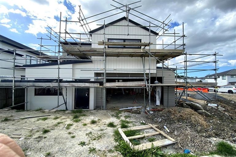 Photo of property in 61 Craigs Way, Hobsonville, Auckland, 0616