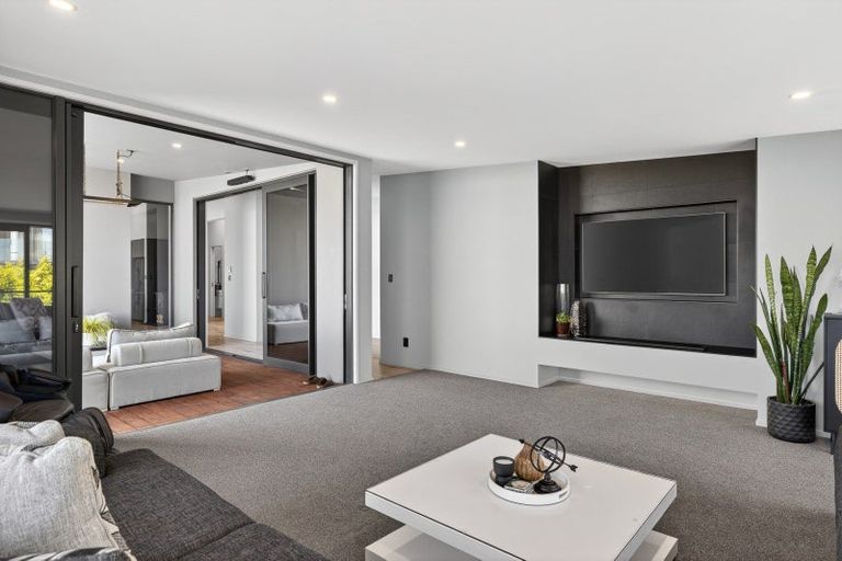 Photo of property in 13 Redmund Spur Road, Kennedys Bush, Christchurch, 8025
