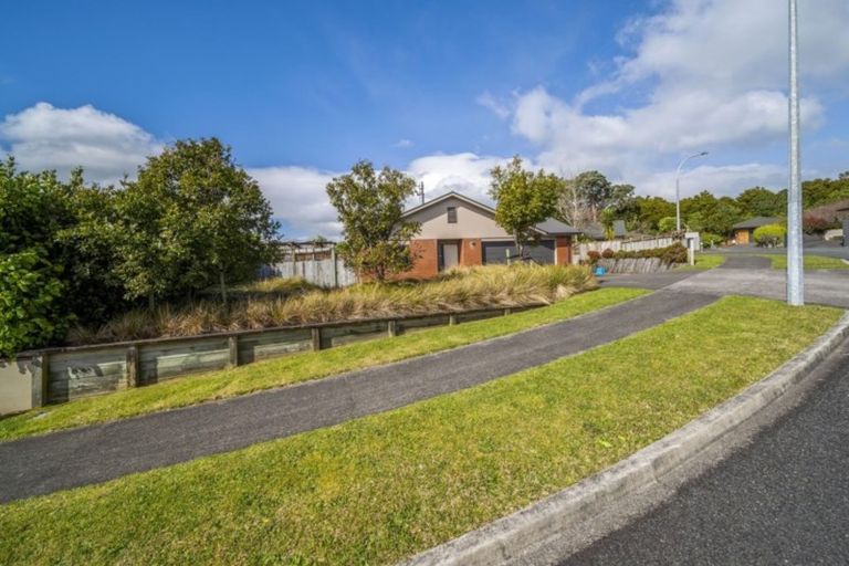 Photo of property in 3 Manuka Place, Whalers Gate, New Plymouth, 4310