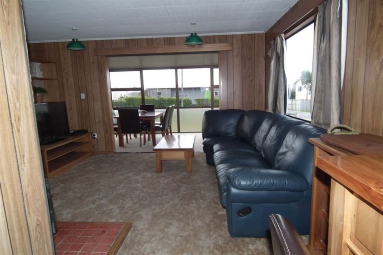 Photo of property in 25 Magdala Street, Kakanui, Oamaru, 9495