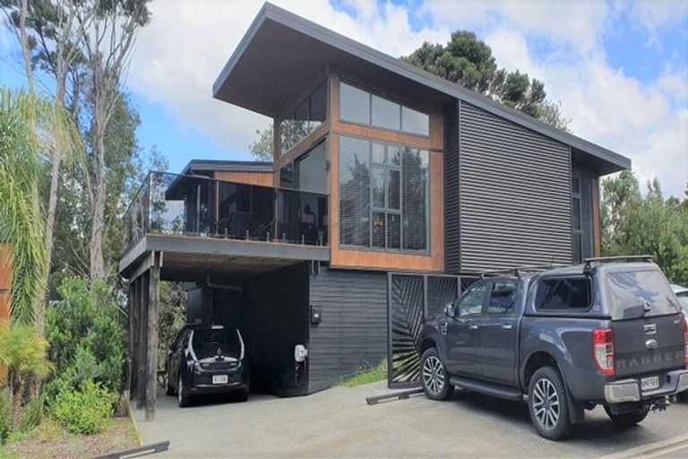 Photo of property in 25 Totara Heights Way, Paihia, 0200