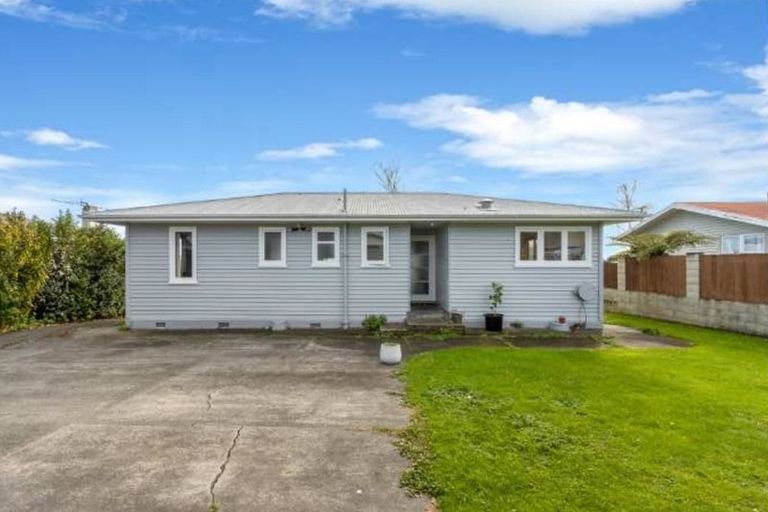 Photo of property in 17 Given Street, Havelock North, 4130