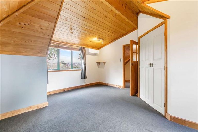 Photo of property in 35a Forest Hill Road, Henderson, Auckland, 0612