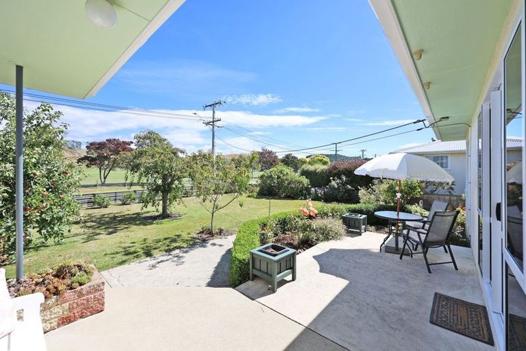 Photo of property in 19 Lismore Street, Oamaru North, Oamaru, 9400