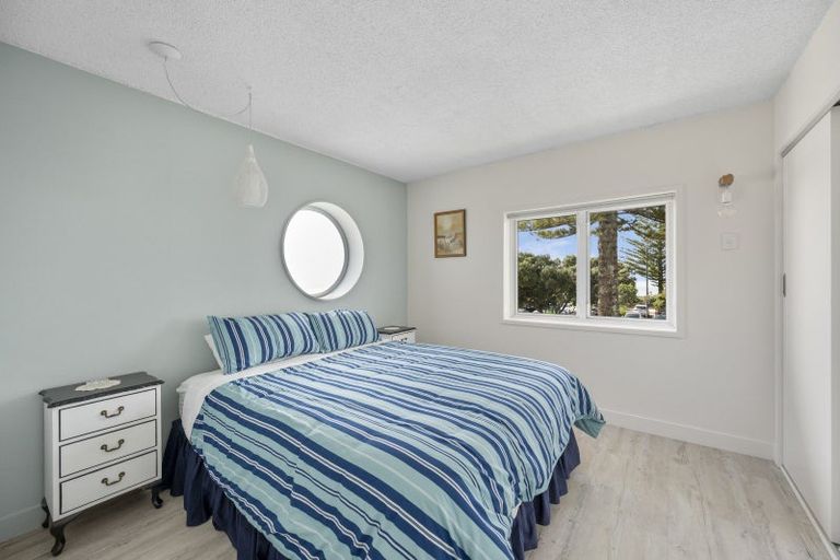 Photo of property in 233 Marine Parade, Napier South, Napier, 4110