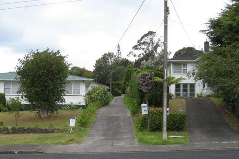 Photo of property in 42 Selwyn Crescent, Forrest Hill, Auckland, 0620