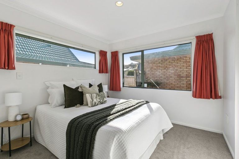 Photo of property in Redwood Village, 6/42 Main Road, Tawa, Wellington, 5028