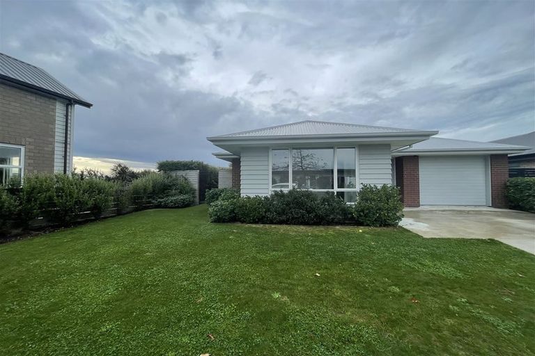 Photo of property in 10 Wiersma Lane, Wigram, Christchurch, 8025