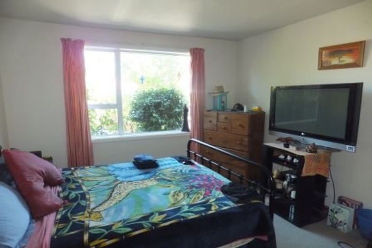 Photo of property in 1/102 Roberta Drive, Somerfield, Christchurch, 8024