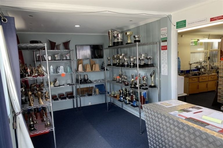 Photo of property in 1/64 Wakefield Street, Alicetown, Lower Hutt, 5010