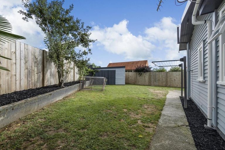Photo of property in 90 Tirau Street, Putaruru, 3411
