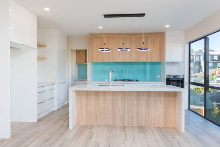 Photo of property in 6 Moko Lane, Greenhithe, Auckland, 0632