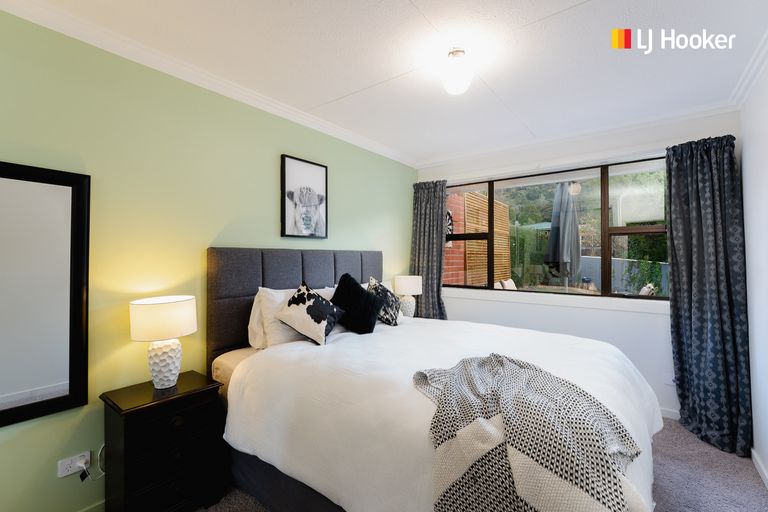 Photo of property in 101 Centennial Avenue, Helensburgh, Dunedin, 9010