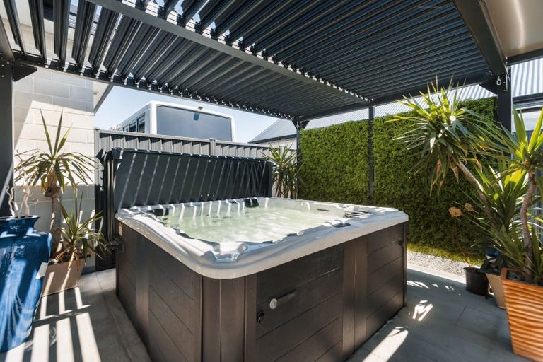 Photo of property in 17 Quigley Crescent, Cromwell, 9310