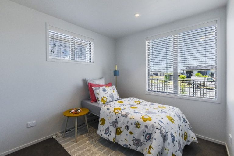 Photo of property in 2 Highgrove Place, Waipukurau, 4200
