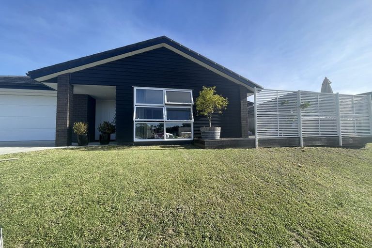 Photo of property in 11 Trans Tasman Way, Pyes Pa, Tauranga, 3112