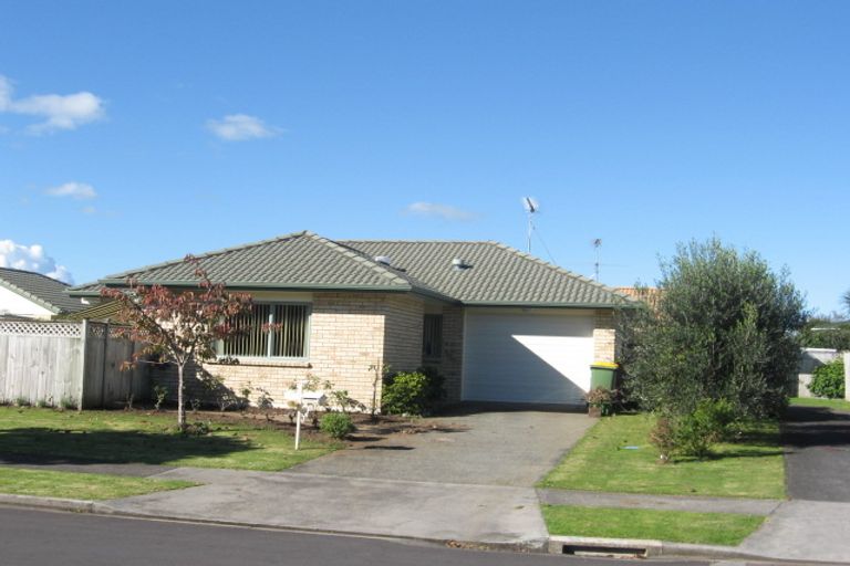 Photo of property in 1/28 Montilla Place, Manurewa, Auckland, 2102