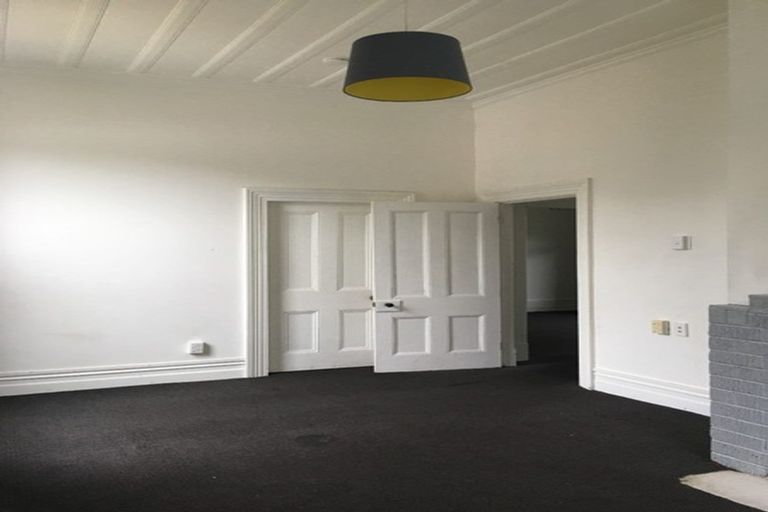 Photo of property in 17 King Edward Street, Kensington, Dunedin, 9012