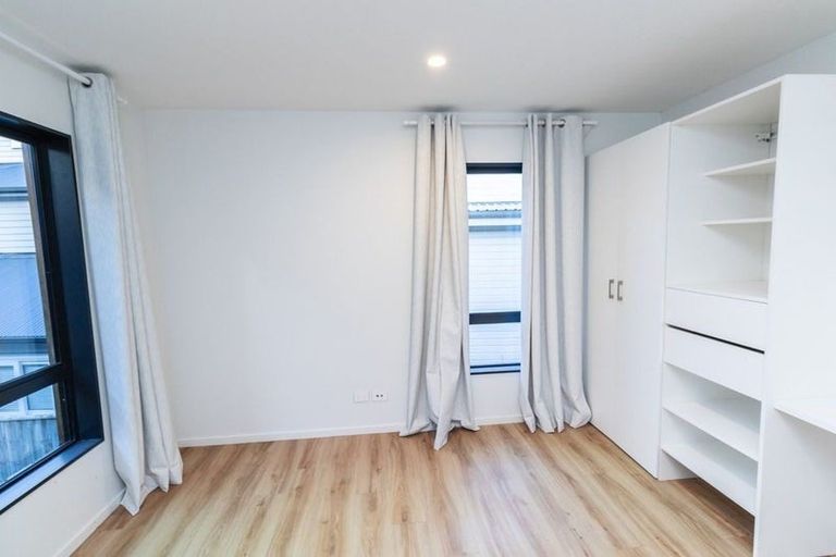 Photo of property in 23 Salamanca Road, Kelburn, Wellington, 6012