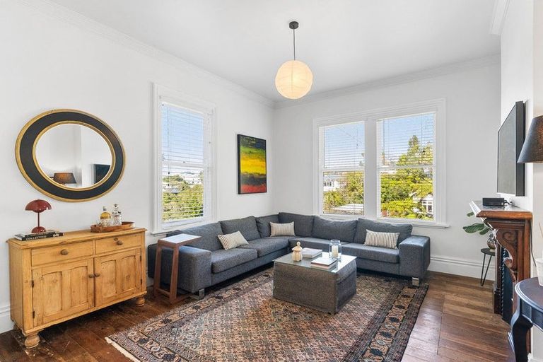 Photo of property in 28 Crieff Street, Northland, Wellington, 6012