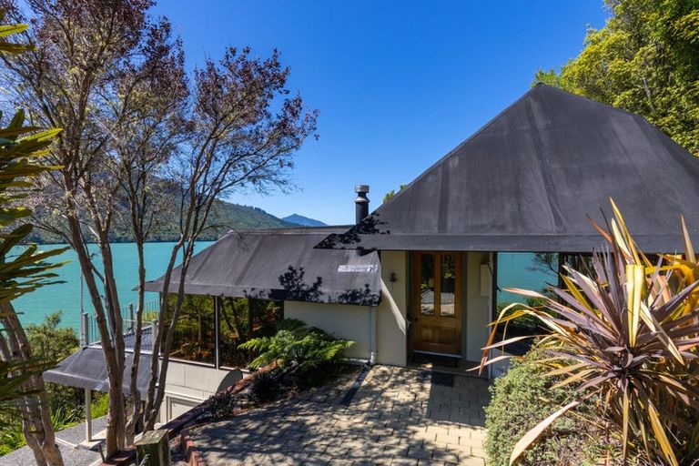 Photo of property in 606 Moetapu Bay Road, Moetapu Bay, Picton, 7282