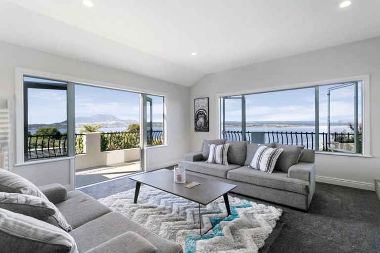 Photo of property in 54 Wakeman Road, Acacia Bay, Taupo, 3330