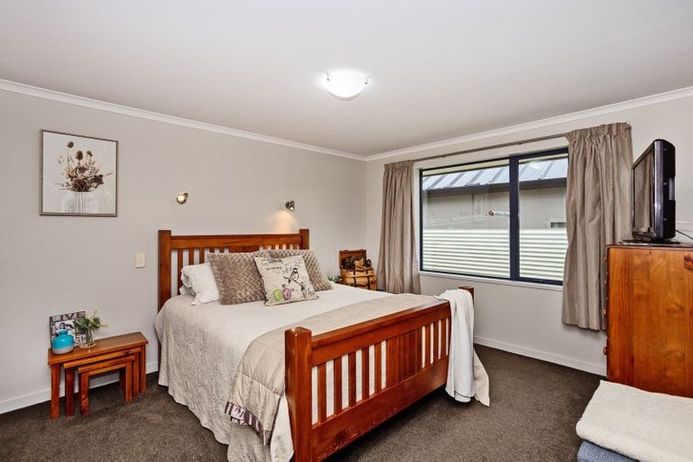 Photo of property in 53 Hoffman Court, Waikiwi, Invercargill, 9810