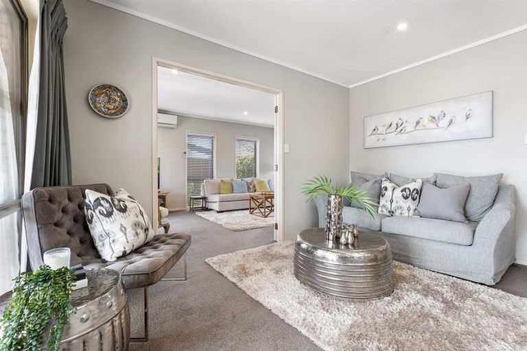 Photo of property in 43 Clyside Avenue, Half Moon Bay, Auckland, 2012