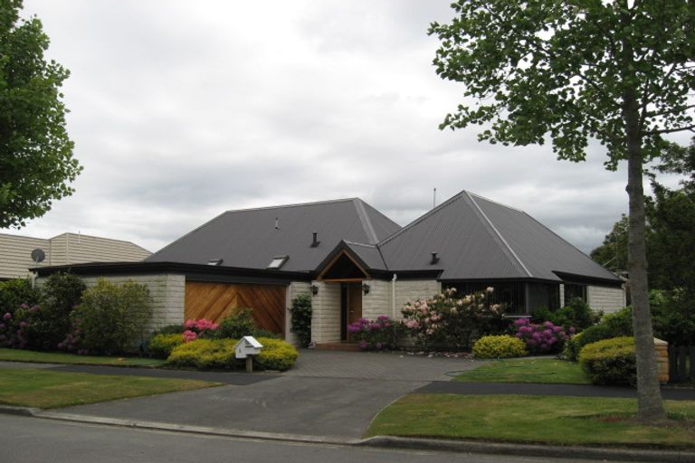 Photo of property in 1/2 O'connor Place, Burnside, Christchurch, 8053