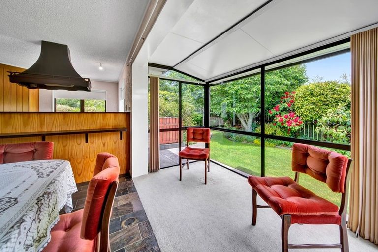 Photo of property in 5 Kamahi Place, Inglewood, 4330