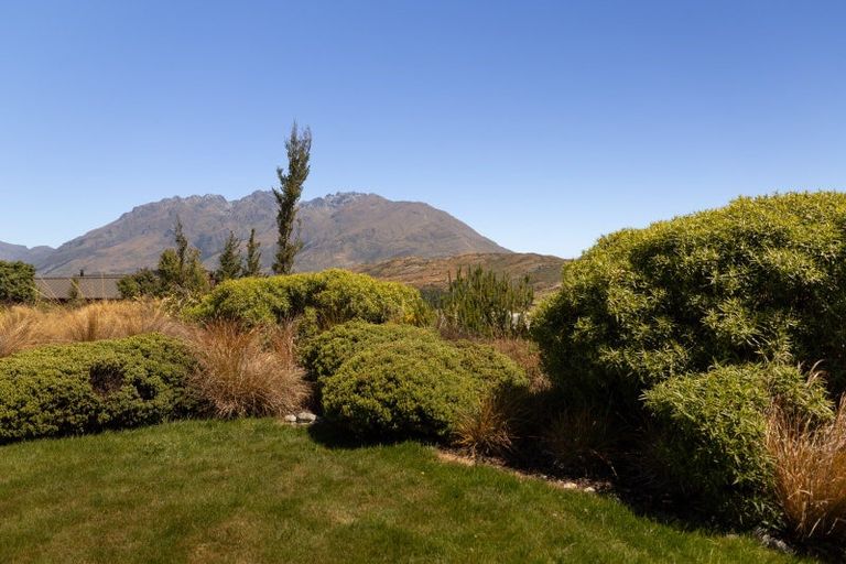 Photo of property in 47 Jacks Point Rise, Jacks Point, Queenstown, 9371
