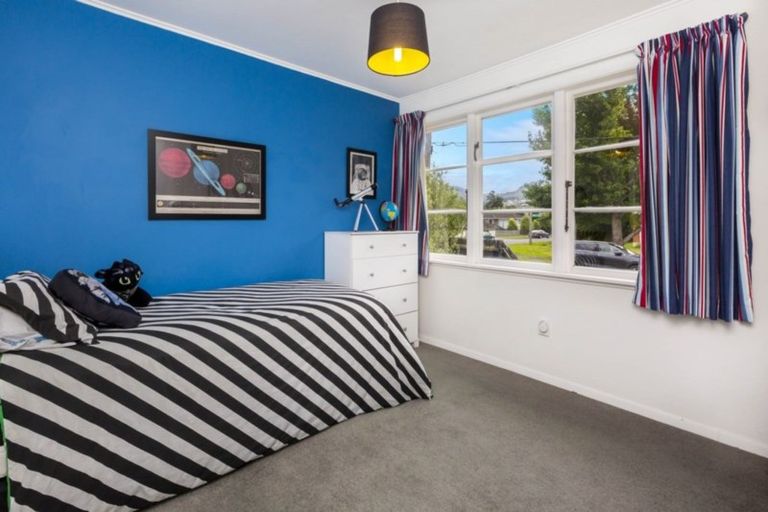 Photo of property in 21 Maher Street, Elderslea, Upper Hutt, 5018
