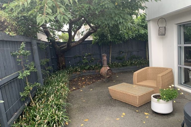 Photo of property in 65b Longfellow Street, Sydenham, Christchurch, 8023