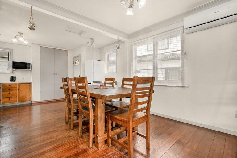 Photo of property in 26 Tui Crescent, Manurewa, Auckland, 2102