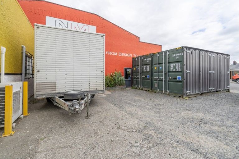 Photo of property in 3/304 Great North Road, Henderson, Auckland, 0612