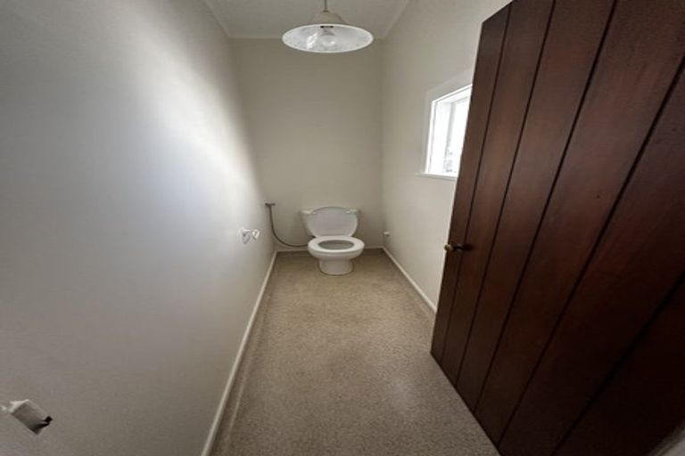 Photo of property in 2a Tennyson Street, Petone, Lower Hutt, 5012