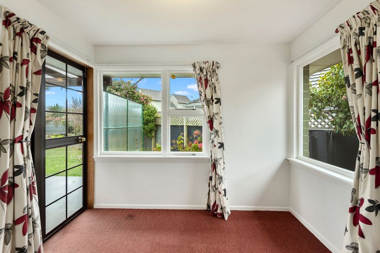 Photo of property in 8 Brabourne Street, Hillsborough, Christchurch, 8022