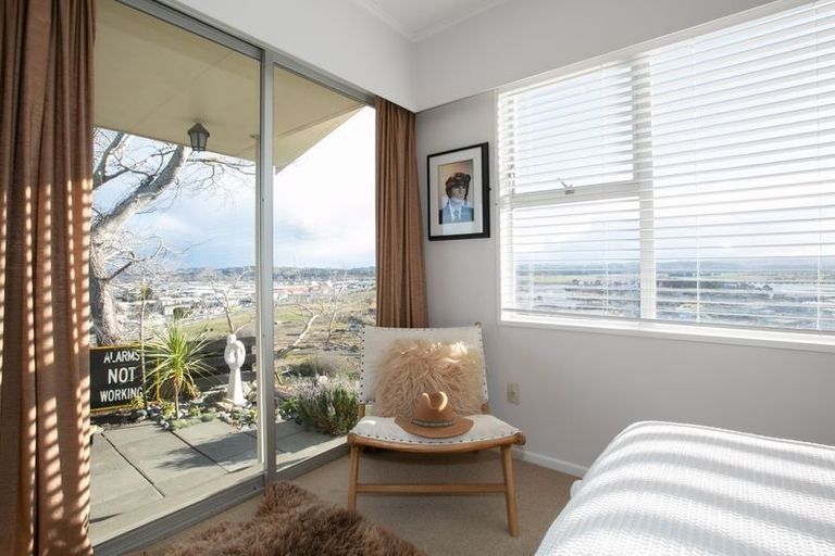 Photo of property in 68 Simla Terrace, Hospital Hill, Napier, 4110