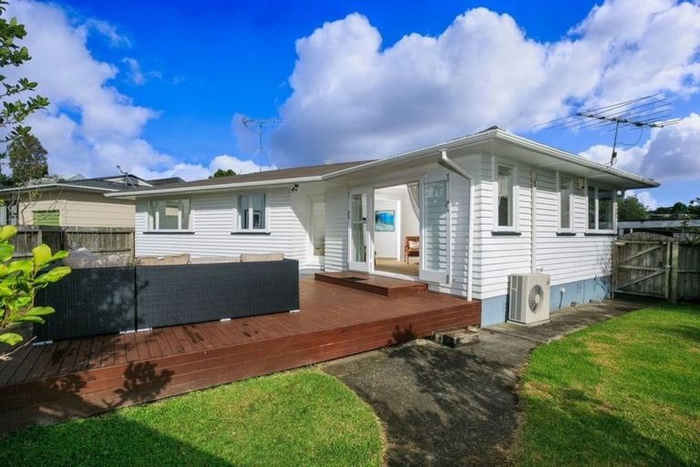 Photo of property in 1/31 Seine Road, Forrest Hill, Auckland, 0620