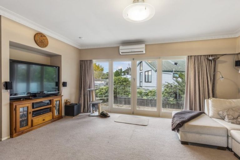 Photo of property in 1 Bushlands Place, Opaheke, Papakura, 2113