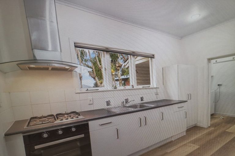 Photo of property in 1/245 Pakuranga Road, Pakuranga, Auckland, 2010