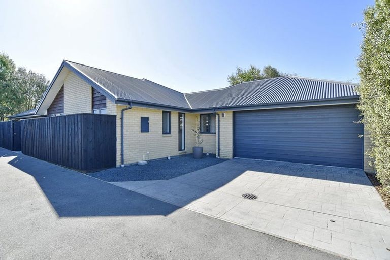 Photo of property in 52 Rushmore Drive, Belfast, Christchurch, 8051