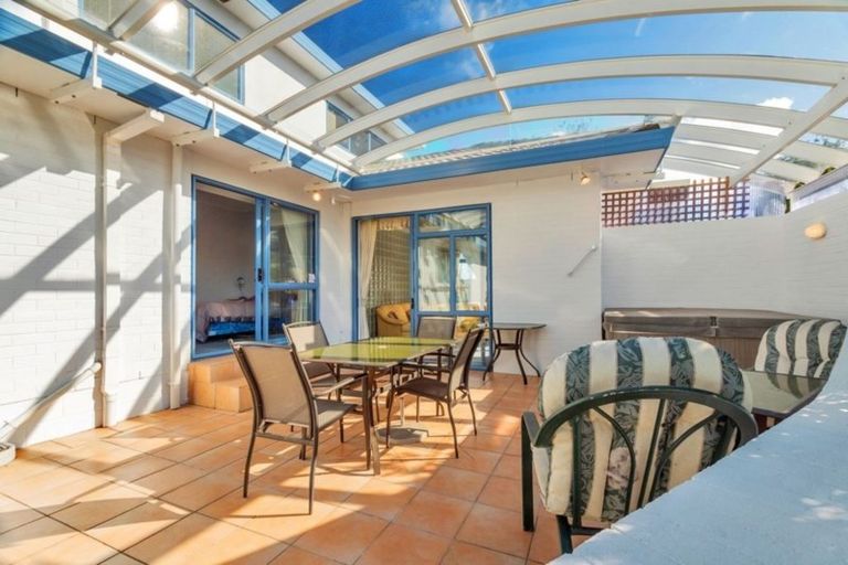 Photo of property in 33a Youngs Road, Papakura, 2110