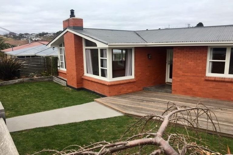 Photo of property in 43 Tamar Street, South Hill, Oamaru, 9400
